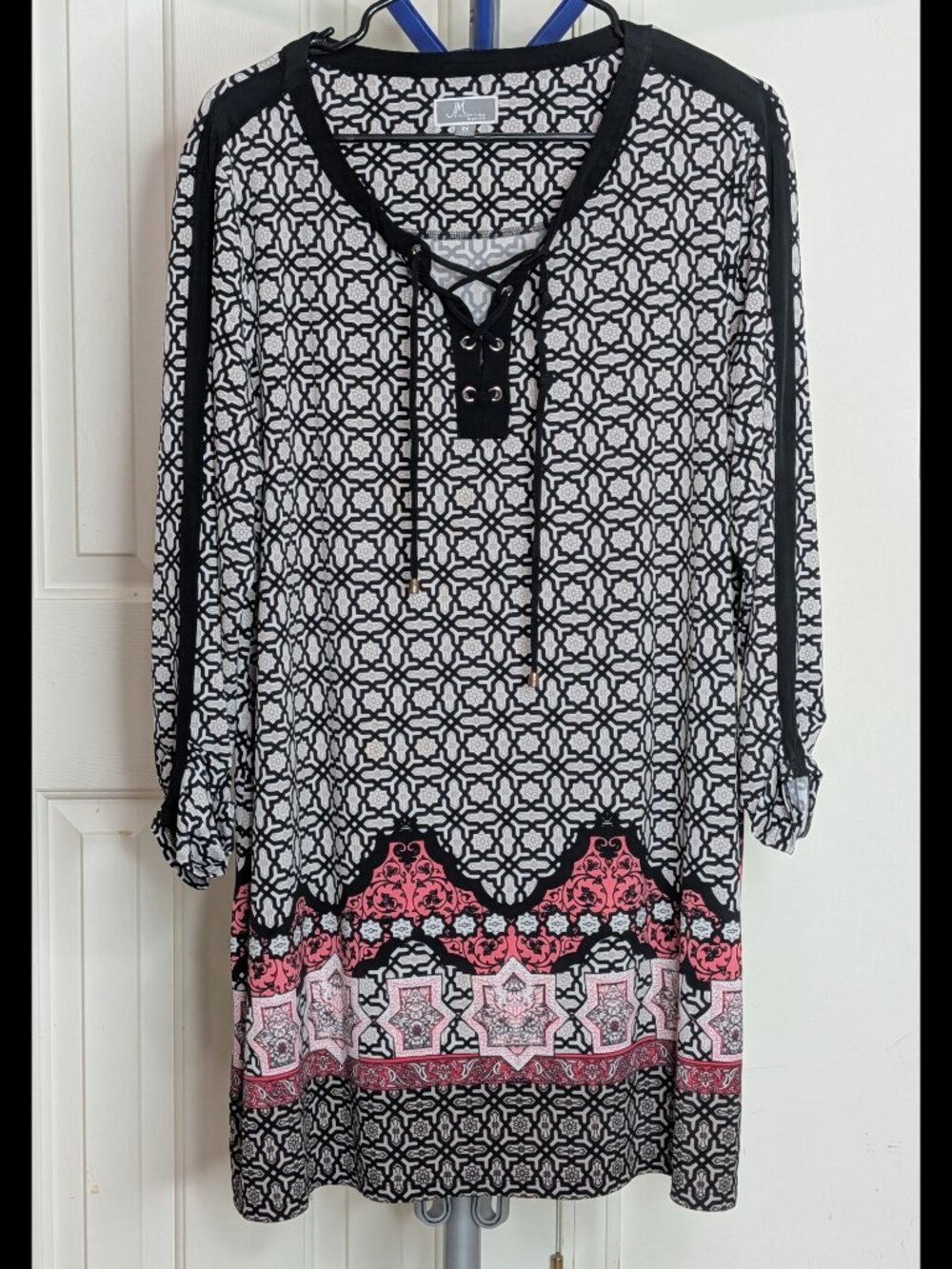 Beautiful JM COLLECTION 2X Arabesque & Baroque Lace-Up Stretch Long Blouse Tunic